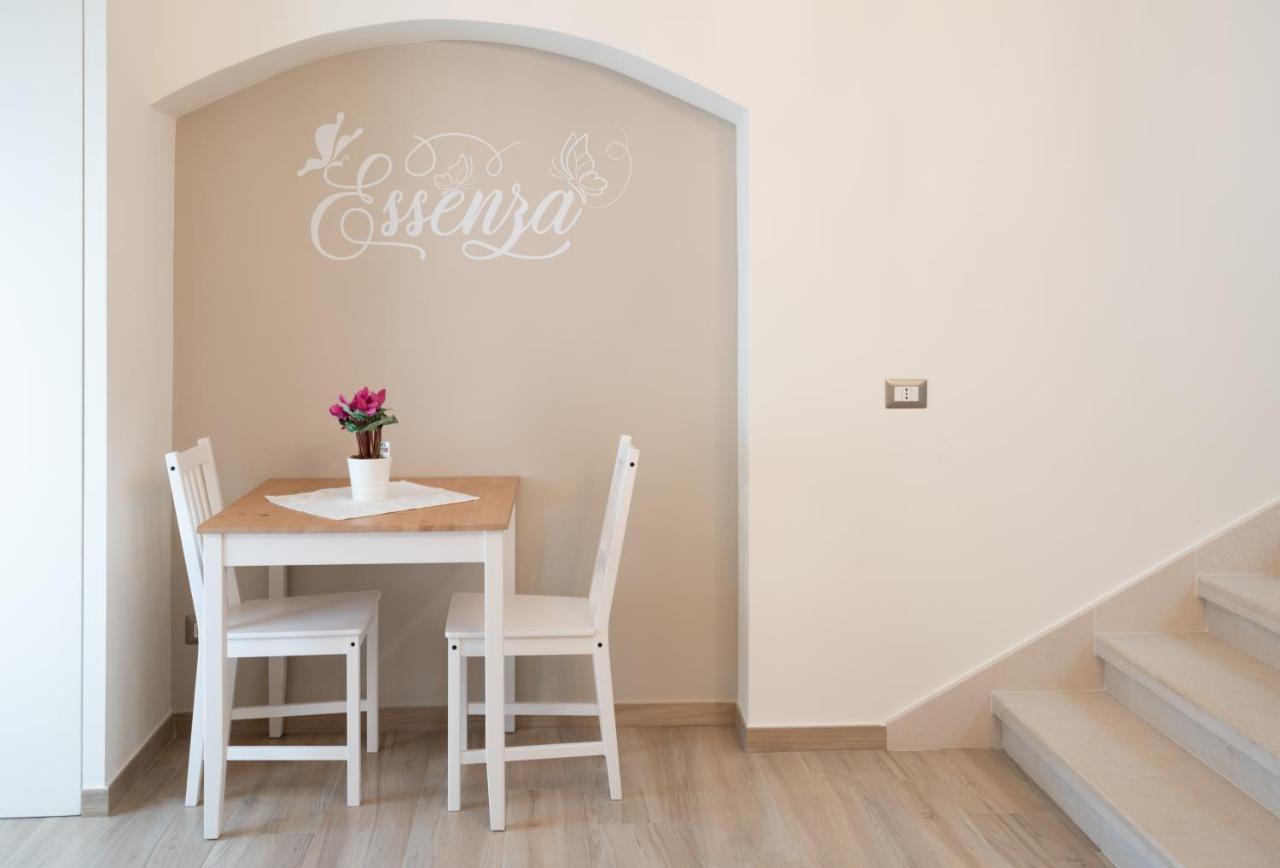 Essenza Bed & Breakfast Massafra Bagian luar foto