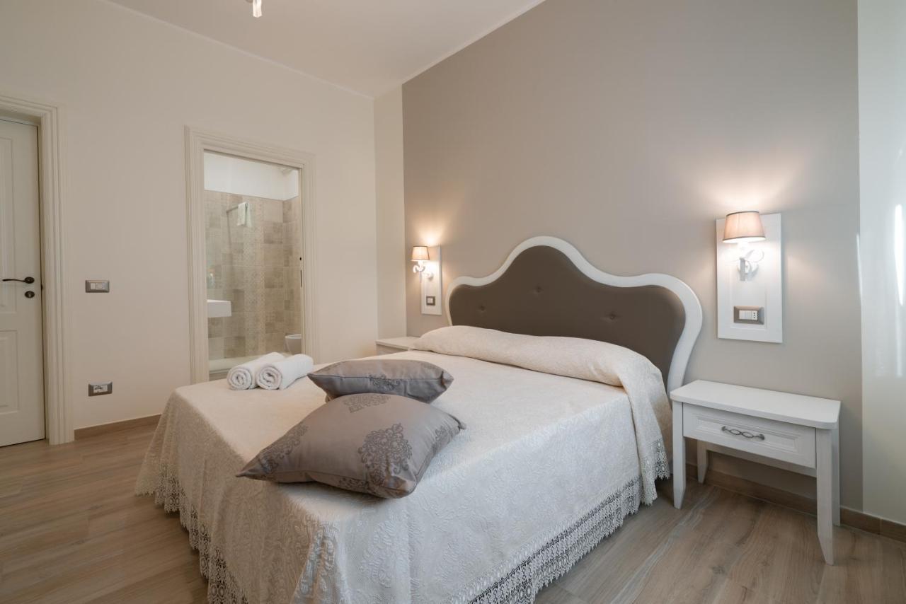 Essenza Bed & Breakfast Massafra Bagian luar foto