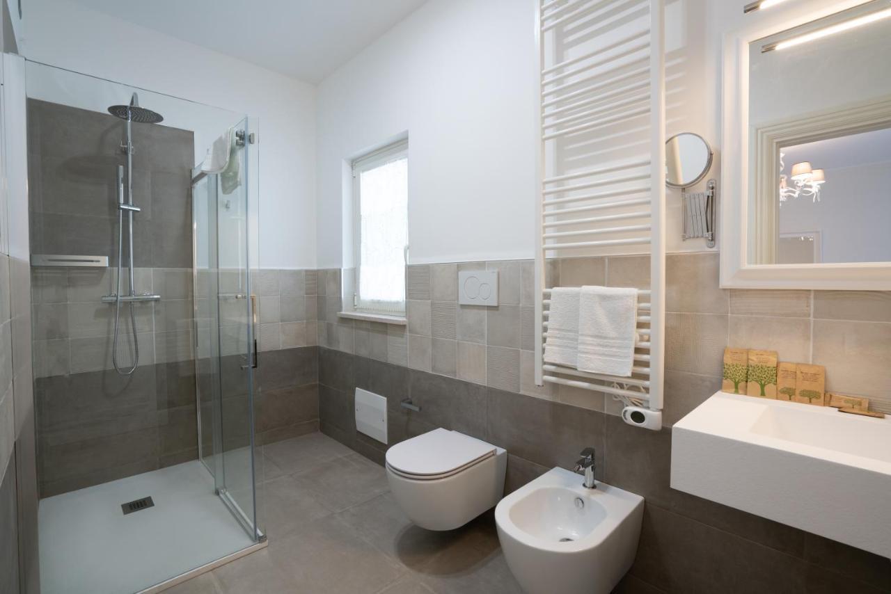 Essenza Bed & Breakfast Massafra Bagian luar foto