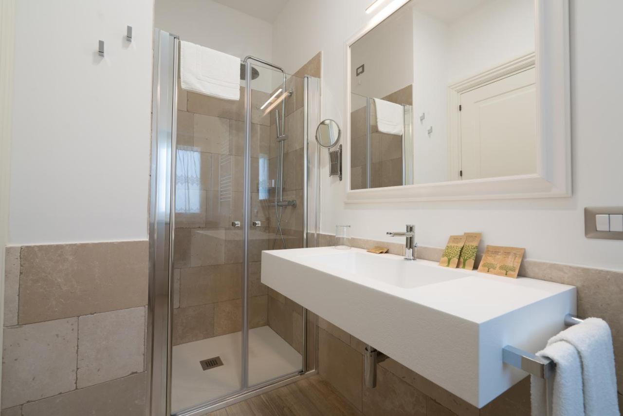 Essenza Bed & Breakfast Massafra Bagian luar foto