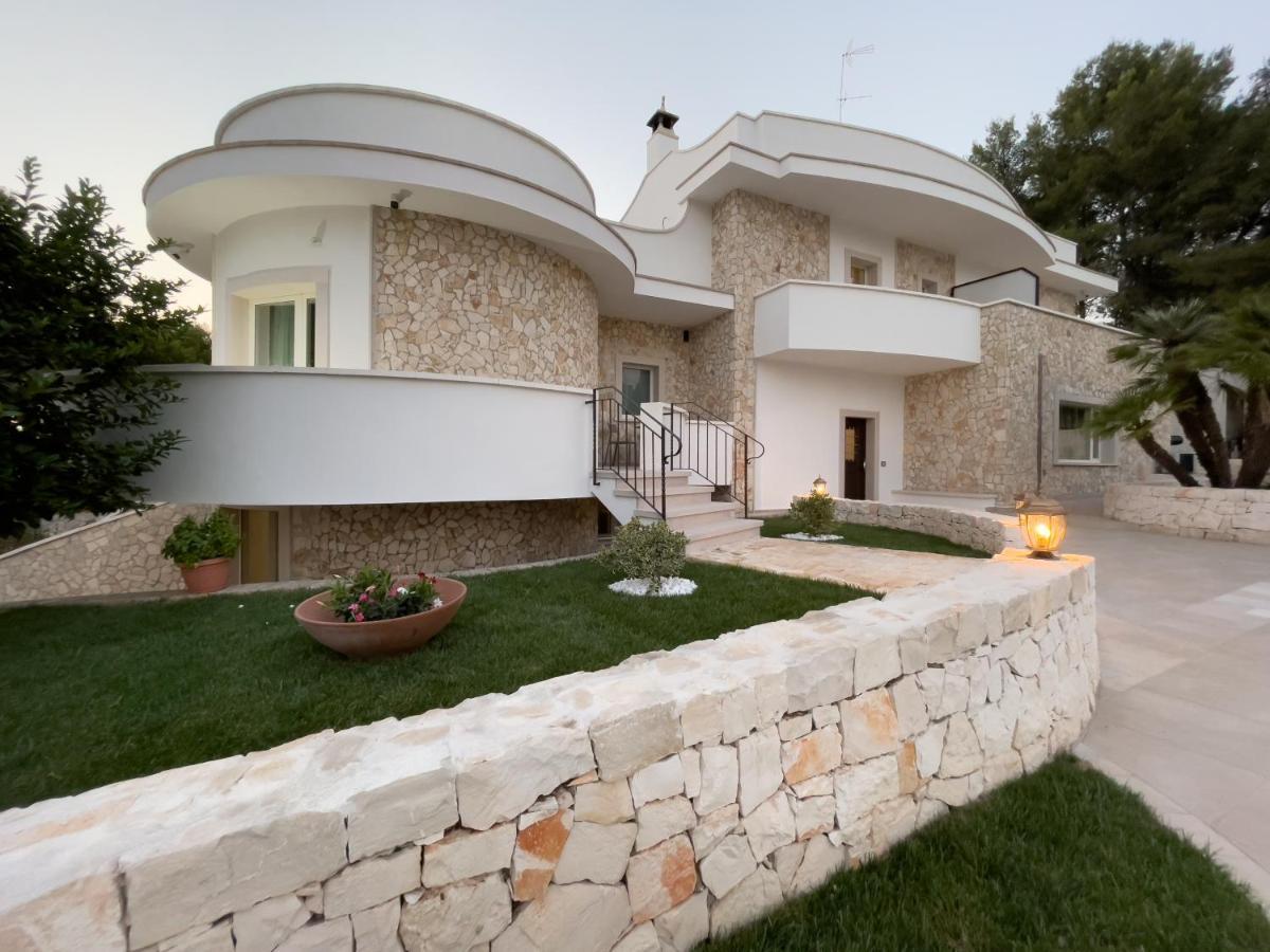 Essenza Bed & Breakfast Massafra Bagian luar foto